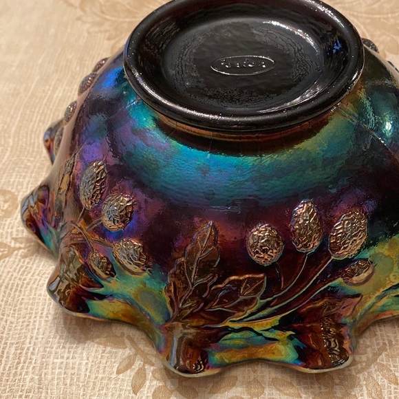 🖤 Vintage Fenton Black Amethyst Carnival Glass Bowl - Picture 6 of 6